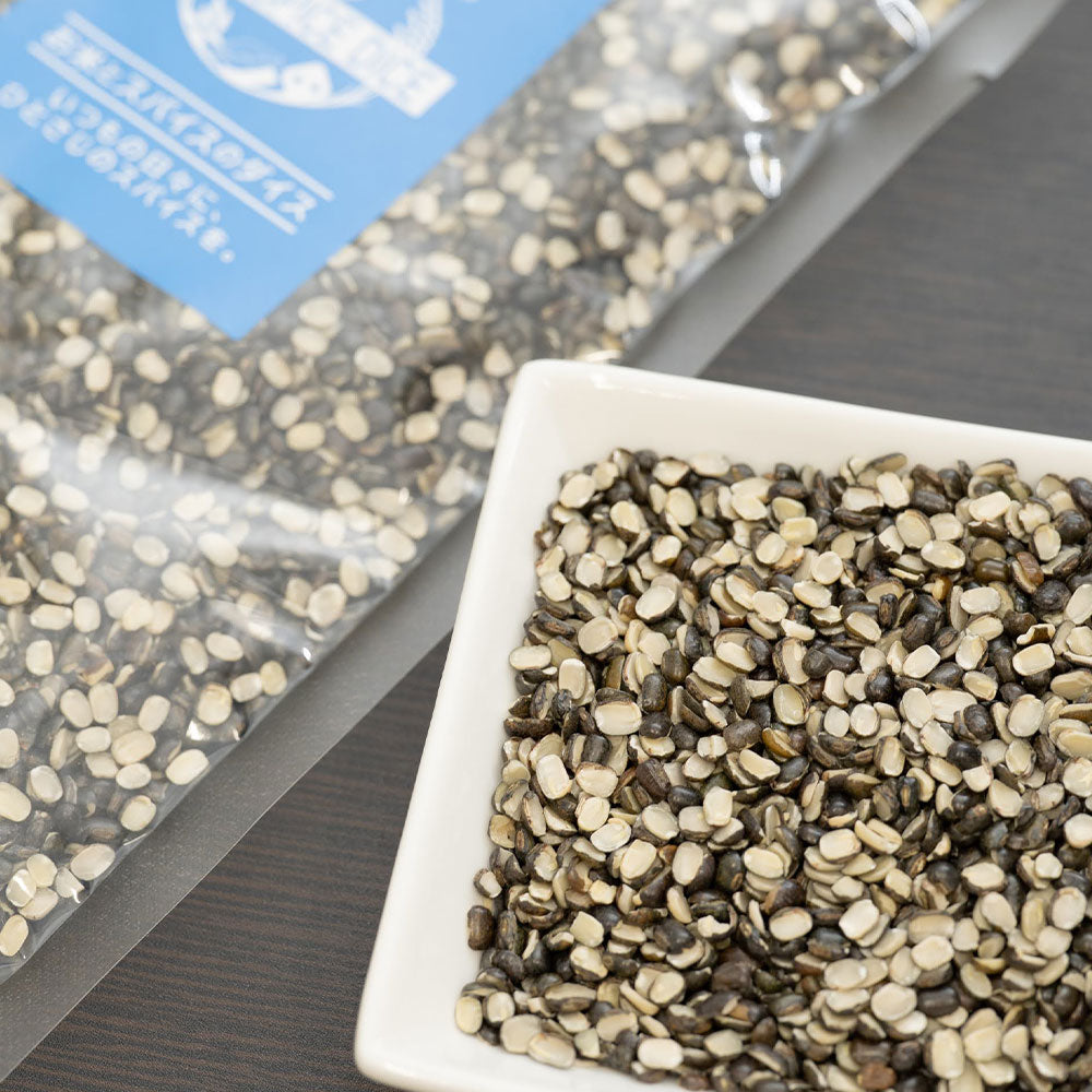 ウラド豆 皮付き ひき割り900g BLACK URAD SPLIT 乾燥豆 ブラックマッペ お米とスパイスとダイスR0068SP900